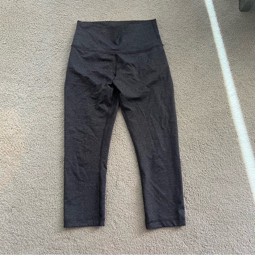 Lululemon Wunder Under EUC